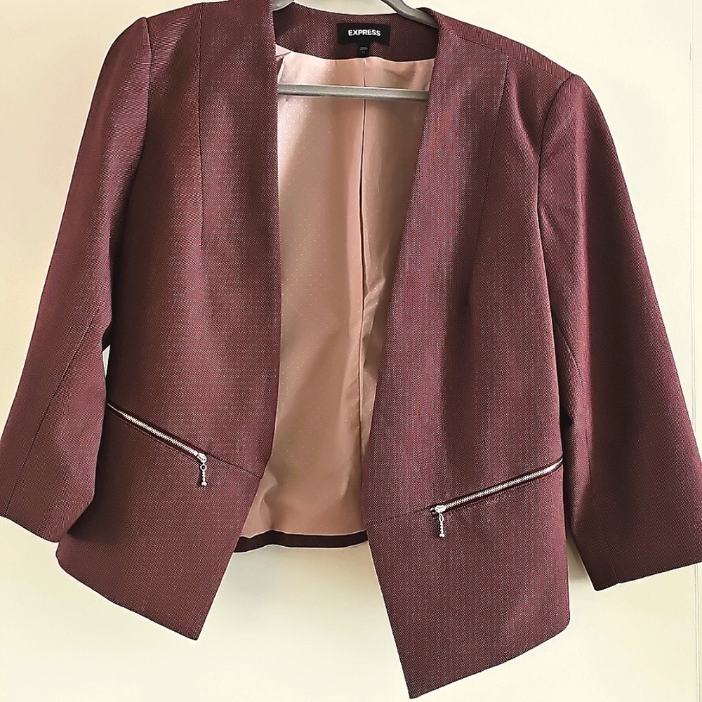 Express Cropped Blazer - Picture 2 of 5